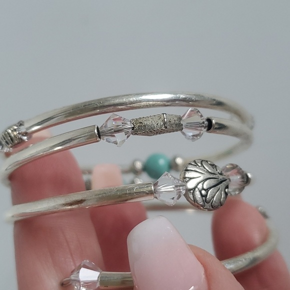 Turquoise Green Boho Beaded Statement 3 coil memory wire cuff bracelet - Picture 5 of 7